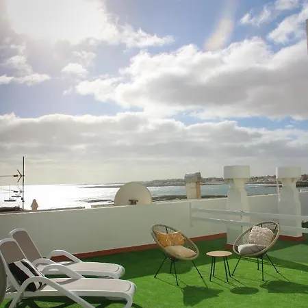 Apartment Casa Lea - Central, Cozy And Right By The Beach