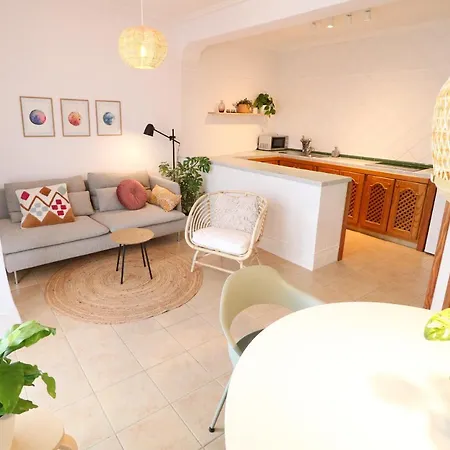 Casa Lea - Central, Cozy And Right By The Beach Apartment