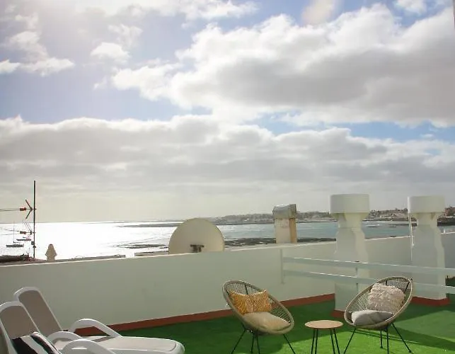 Apartment Casa Lea - Central, Cozy And Right By The Beach